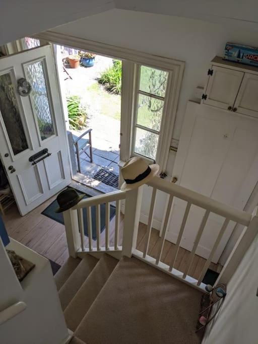 Cliffside Apartment Cowes  Exterior photo